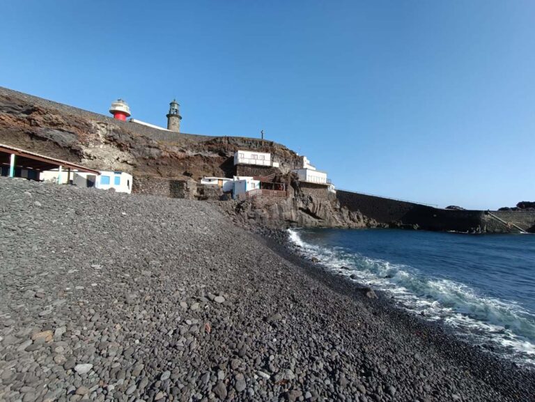 playa-faro-de-fuencaliente